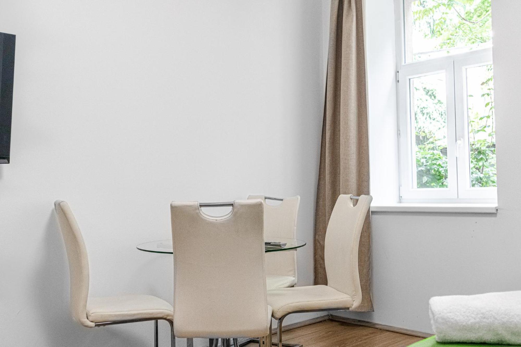 וינה Lovely 2Br Shared Apartment, Enkplatz U3, 15Min To Center מראה חיצוני תמונה